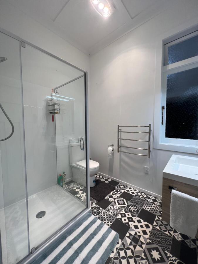 Cheerful Villa With Amazing Spaces Opotiki Exterior photo